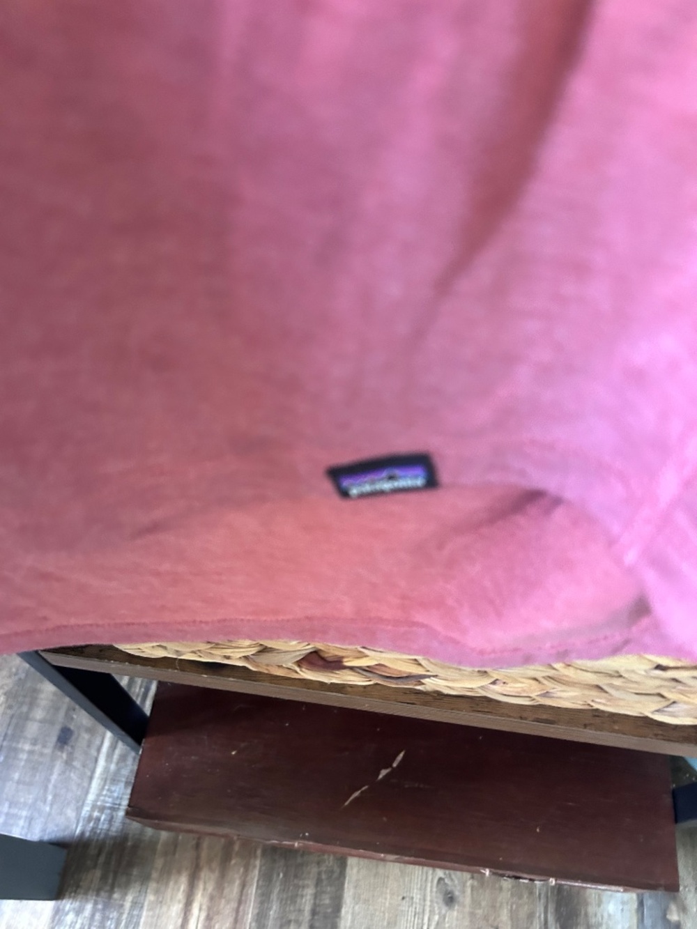 Womens Patagonia XXL Light Weight Shirt - Picture 2 of 3